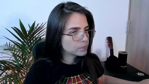 Meurif online show from December 17, 2025, 11:11 pm