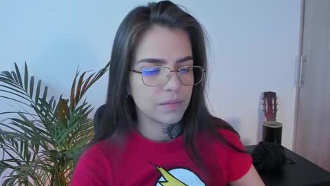 Snapshot of meurief chatting on February 1, 2026, 12:04 pm Meurif online show from February 1, 2026, 12:04 pm