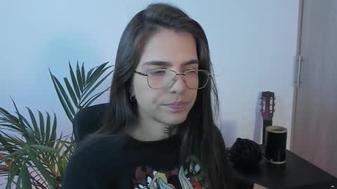 Snapshot of meurief chatting on February 16, 2026, 10:39 pm Meurif online show from February 16, 2026, 10:39 pm