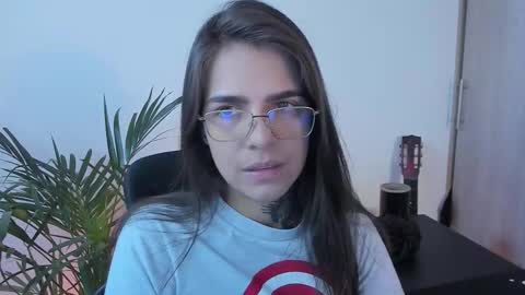 Snapshot of meurief chatting on February 20, 2026, 7:47 pm Meurif online show from February 20, 2026, 7:47 pm