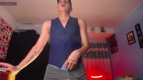 Snapshot of mexican_cum chatting on May 9, 2026, 1:44 am Jhon online show from May 9, 2026, 1:44 am