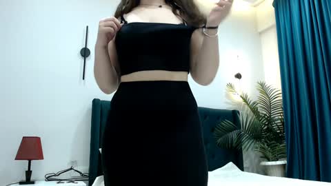 Mey  Kylie online show from January 6, 2025, 7:13 pm