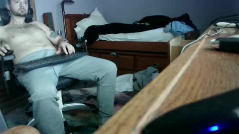 Snapshot of mfdoom6stax chatting on December 3, 2024, 1:21 pm LockedOutNaked online show from December 3, 2024, 1:21 pm