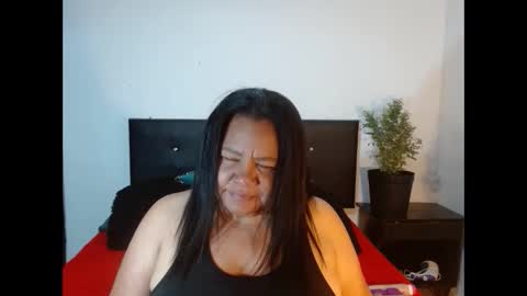 mhia1972 online show from December 25, 2024, 6:09 pm