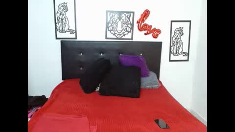 mhia1972 online show from October 19, 2025, 5:35 pm