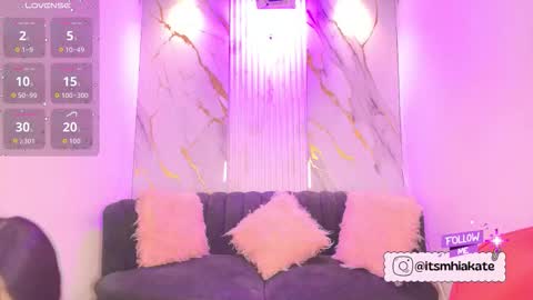 Mhia Kate online show from November 21, 2025, 12:04 pm