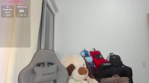 mi suk1 online show from September 11, 2025, 2:33 am