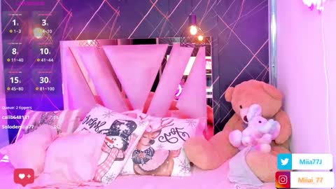 Mia online show from December 18, 2025, 1:55 am