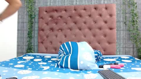 Snapshot of mia__coluccy chatting on March 6, 2025, 2:41 am Mia online show from March 6, 2025, 2:41 am