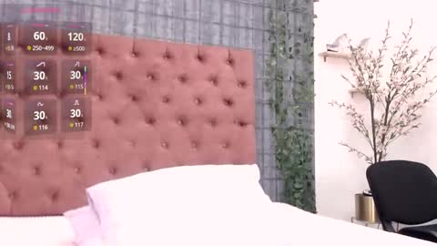 Snapshot of mia__coluccy chatting on September 29, 2025, 3:22 am Mia online show from September 29, 2025, 3:22 am
