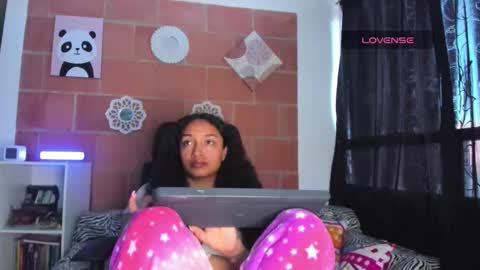 mia__love111 online show from February 5, 2026, 11:48 am