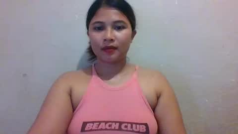 Snapshot of mia_bella04 chatting on September 19, 2025, 5:31 am mia_bella04 online show from September 19, 2025, 5:31 am