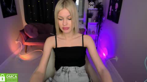 Mia online show from January 28, 2025, 9:30 am