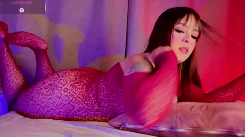   online show from September 16, 2025, 2:56 am