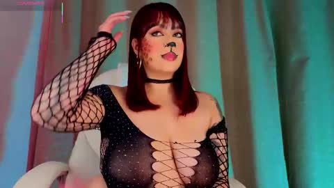   online show from November 1, 2025, 4:14 am