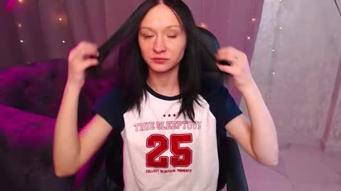 Snapshot of mia_cuteu chatting on February 3, 2026, 2:53 am Mia online show from February 3, 2026, 2:53 am