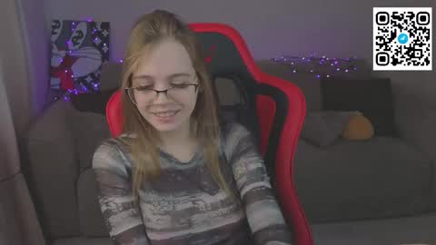 Mia online show from October 7, 2025, 5:59 am