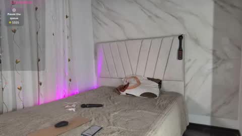 Snapshot of mia_elan__ chatting on November 21, 2025, 10:08 pm mia elan online show from November 21, 2025, 10:08 pm