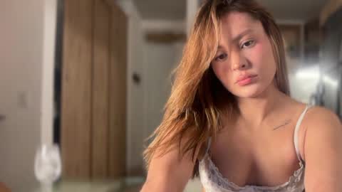 mia_ferrer777 online show from April 3, 2026, 12:08 am