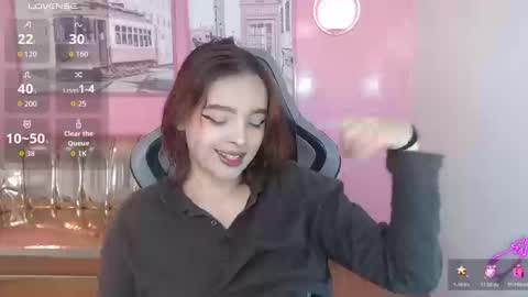 Mia online show from January 6, 2026, 1:15 pm