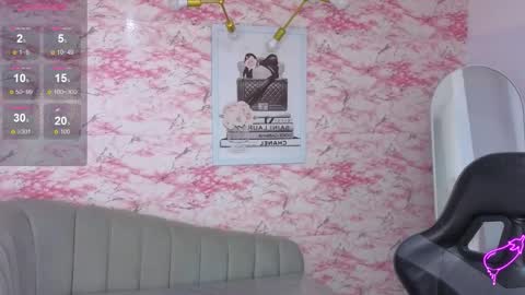 Snapshot of mia_foster_t chatting on February 13, 2026, 1:29 pm Mia online show from February 13, 2026, 1:29 pm