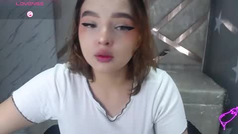 Snapshot of mia_foster_t chatting on March 23, 2026, 1:04 pm Mia online show from March 23, 2026, 1:04 pm