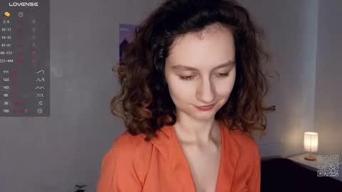 Mia  online show from March 1, 2025, 9:51 am