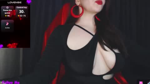 MiaJoy online show from November 7, 2025, 8:09 pm