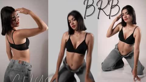 Mia online show from November 29, 2025, 2:36 am