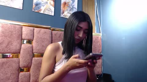 Mia.  online show from May 27, 2026, 10:56 am