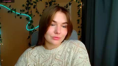 mia_lemm online show from February 9, 2026, 6:06 am
