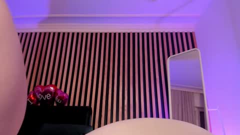 Mia here Appreciate your support online show from February 16, 2025, 9:59 pm