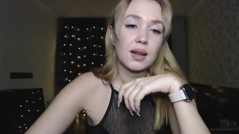 Mia online show from February 15, 2025, 12:43 pm