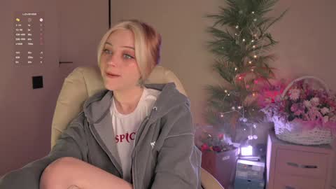 mia_milagros online show from March 10, 2026, 3:11 am