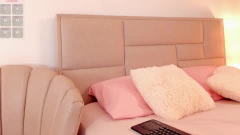 Mia  Schedule 7am to 2pm Col online show from December 18, 2025, 12:22 pm