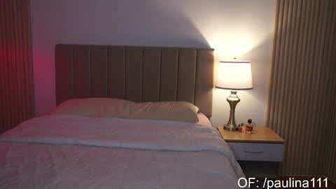 Snapshot of mia_paulina chatting on October 31, 2025, 7:04 pm Instagram Nelyiramirez online show from October 31, 2025, 7:04 pm