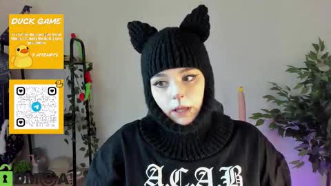 Snapshot of mia_r0ss chatting on January 17, 2026, 1:10 am Mia online show from January 17, 2026, 1:10 am