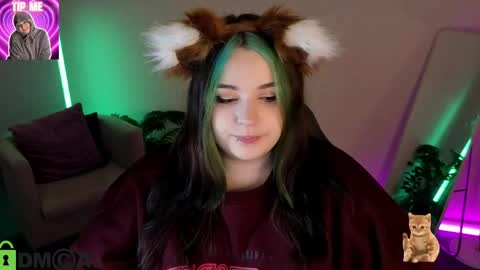 Mia online show from March 22, 2026, 1:20 am