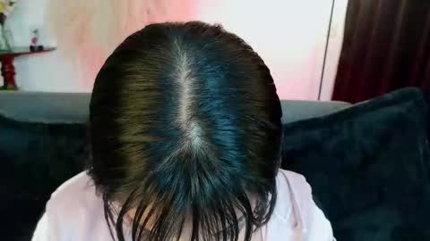 Mia online show from February 8, 2026, 1:20 am