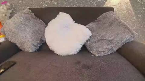 Mia Roux online show from March 12, 2025, 9:24 pm