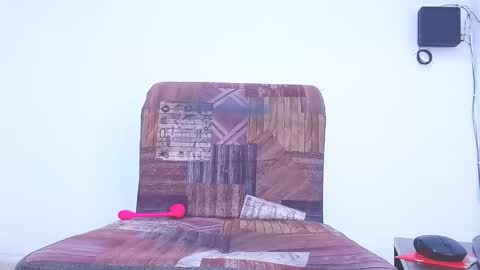 Cintia Rodriguez online show from November 4, 2025, 7:13 pm