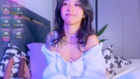 Snapshot of mia_sirenia chatting on February 11, 2026, 8:47 pm Mia online show from February 11, 2026, 8:47 pm