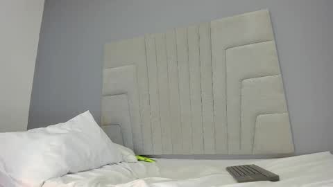 mia_smith_x online show from February 12, 2025, 11:09 pm