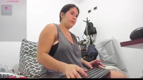 mia soman online show from December 1, 2025, 10:53 am