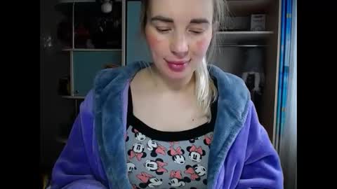 Snapshot of mia_sunnyy chatting on February 17, 2026, 11:07 am Mia. online show from February 17, 2026, 11:07 am