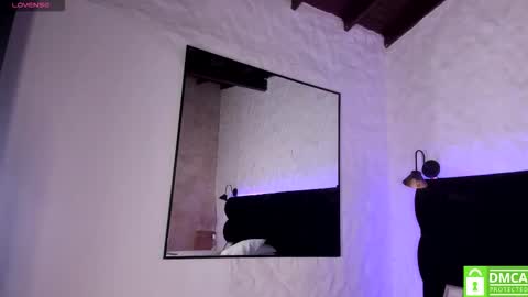 mia_torner_11 online show from March 18, 2026, 11:46 am