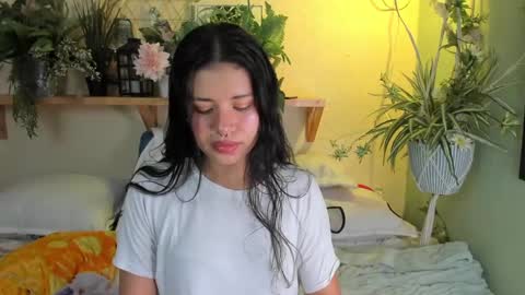 Snapshot of miaa_rose__ chatting on January 25, 2025, 5:29 am Miaa online show from January 25, 2025, 5:29 am