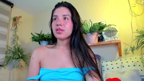Snapshot of miaa_rose__ chatting on March 11, 2025, 9:37 pm Miaa online show from March 11, 2025, 9:37 pm