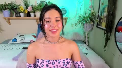 Snapshot of miaa_rose__ chatting on October 9, 2025, 12:19 am Miaa online show from October 9, 2025, 12:19 am
