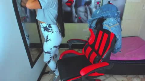       online show from October 9, 2025, 11:08 am